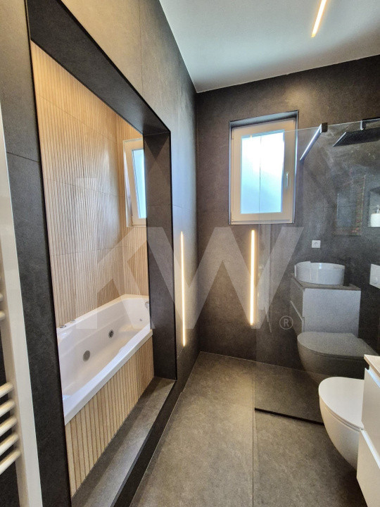 Zonă centrală - apartament 3 camere de închiriat, pet friendly 