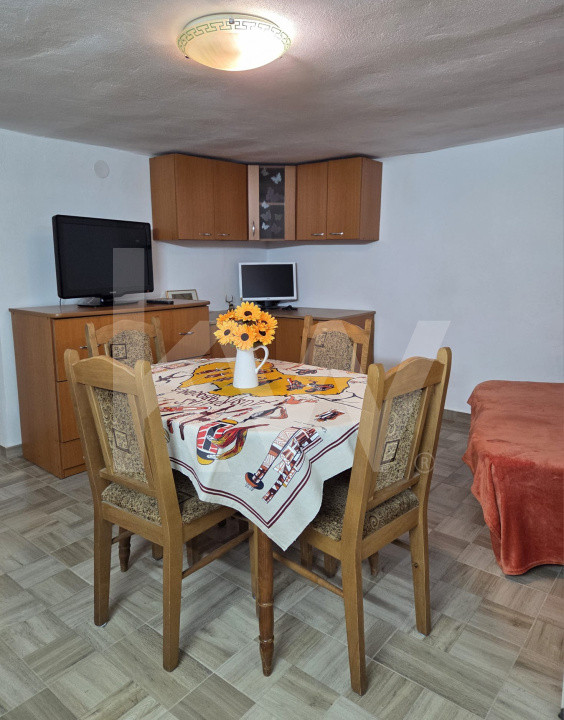 Apartament 2 camere la casa