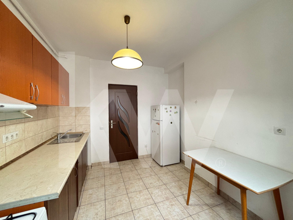 Apartament 2 camere -zona Penny Ciresica