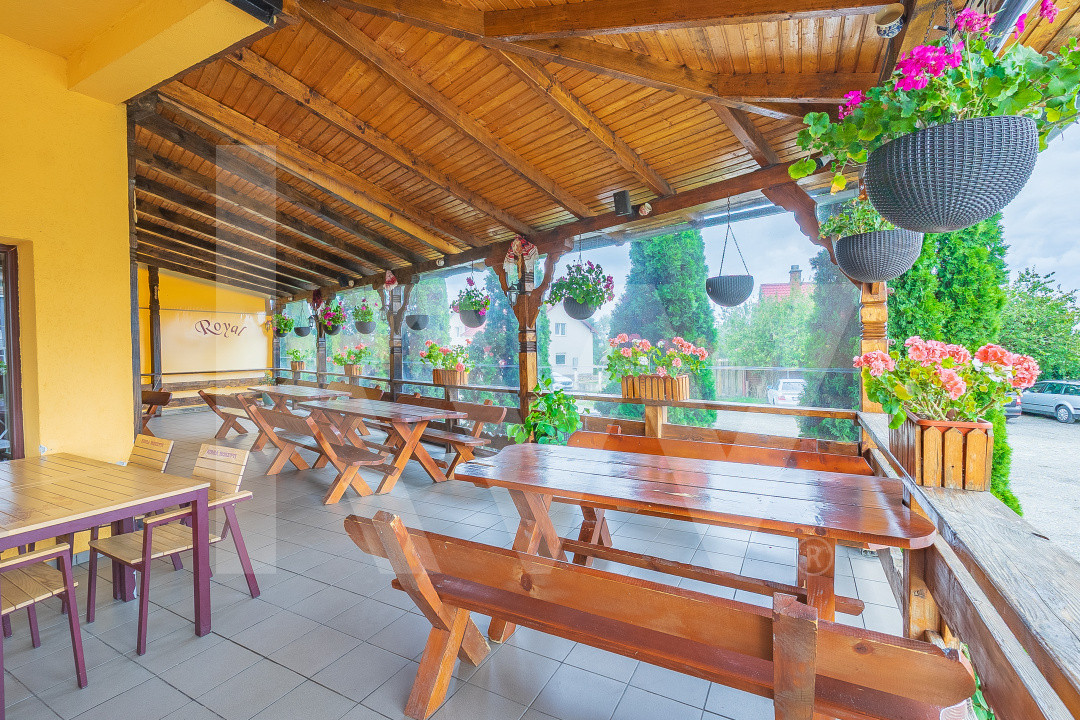 Pensiune cu restaurant, terasa, 14 camere, oportunitate de investitie turistica