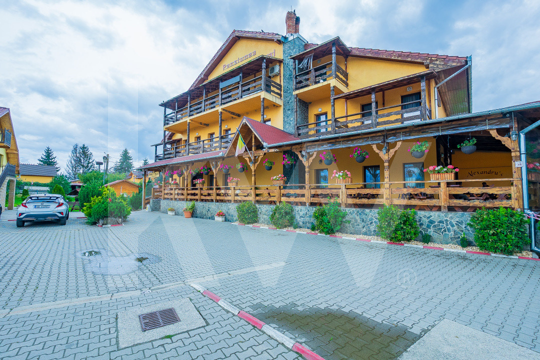 Pensiune cu restaurant, terasa, 14 camere, oportunitate de investitie turistica