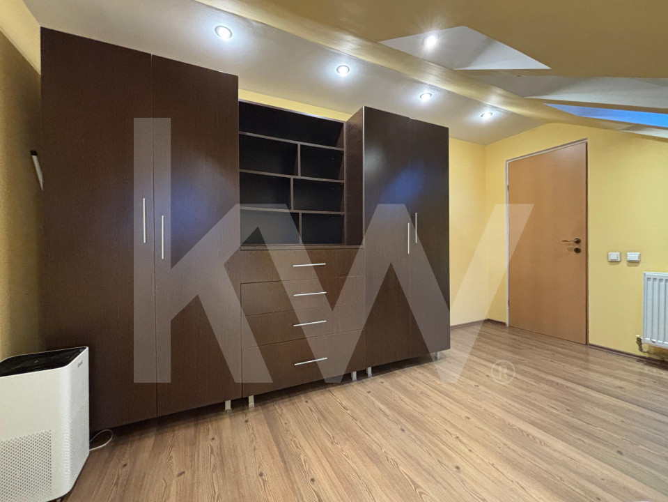 Apartament de vânzare, 3 camere - str. Plugarilor, Sibiu