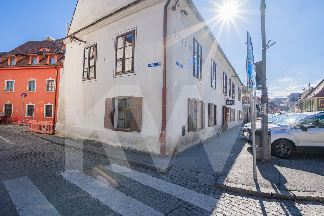 Investiție de prestigiu în Sibiu – clădire cu valoare istorică, Strada Ocnei