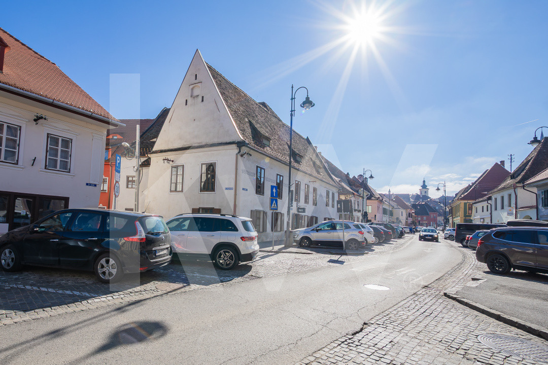 Investiție de prestigiu în Sibiu – clădire cu valoare istorică, Strada Ocnei