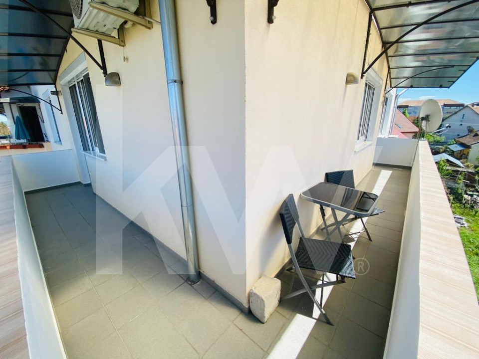 Apartament modern de închiriat 3 camere -  Zona Parcul Sub Arini 