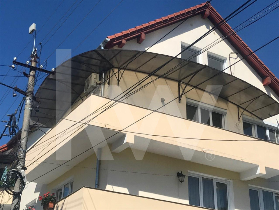 Apartament modern de închiriat 3 camere -  Zona Parcul Sub Arini 