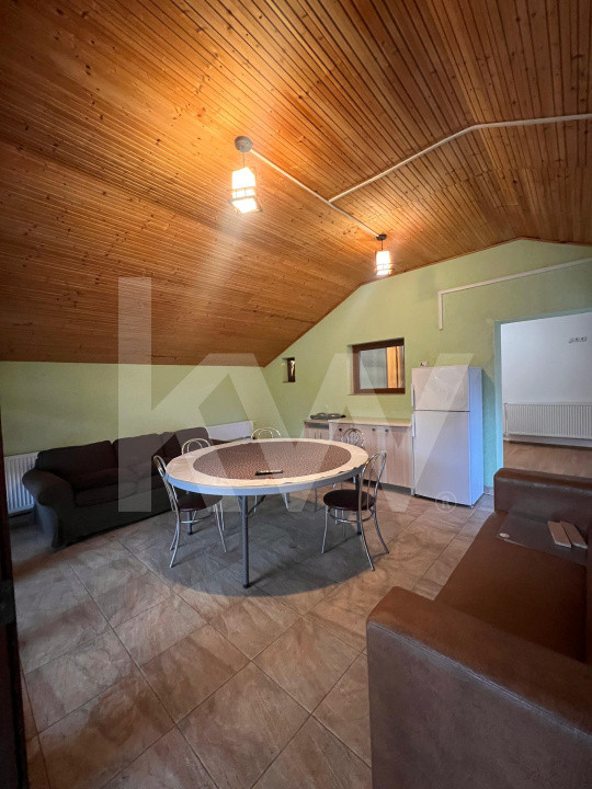 Apartament 4 camere de închiriat în Tocile – liniște și priveliște frumoasă
