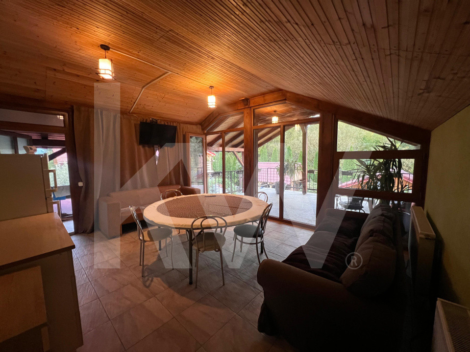 Apartament 4 camere de închiriat în Tocile – liniște și priveliște frumoasă