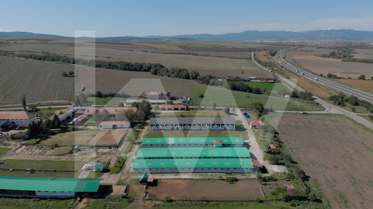 Complex industrial funcțional cu hale, teren generos cu acces A1-Sebes - Sibiu