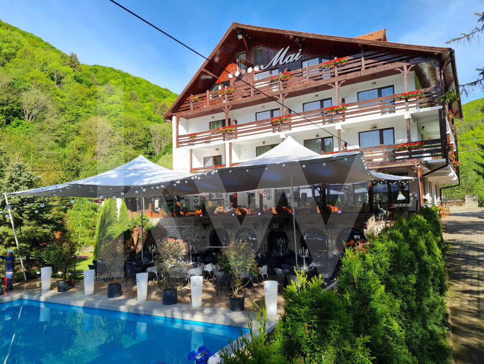 Investiție Premium în Inima Munților Cindrel