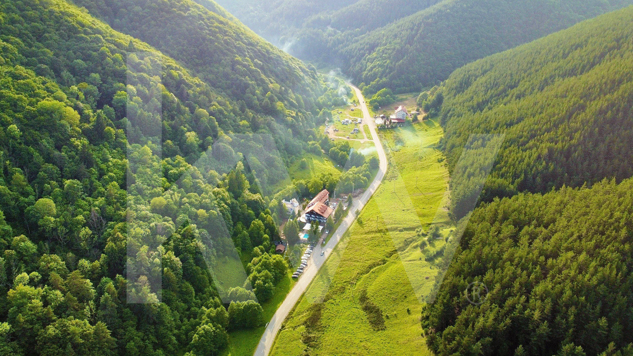 Investiție Premium în Inima Munților Cindrel