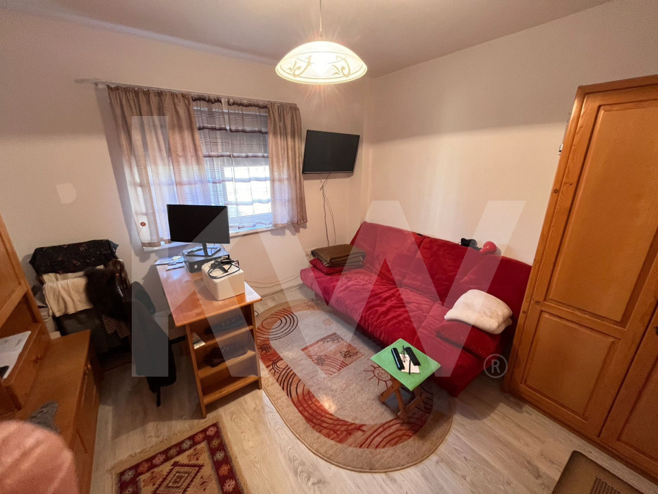 Apartament cu 4 camere mobilat utilat in Vasile Aaron 80 mp