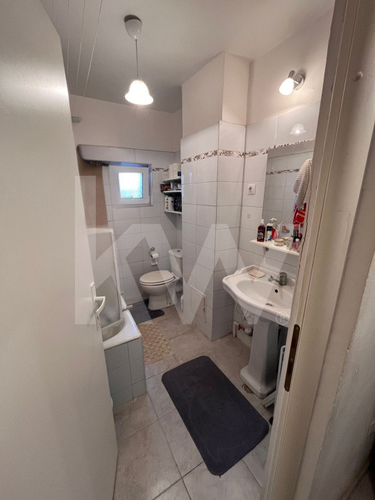 Apartament cu 4 camere mobilat utilat in Vasile Aaron 80 mp