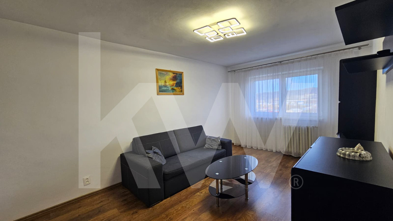 Apartament 3 camere de inchiriat – Vasile Aaron, zona Magazinul Barza