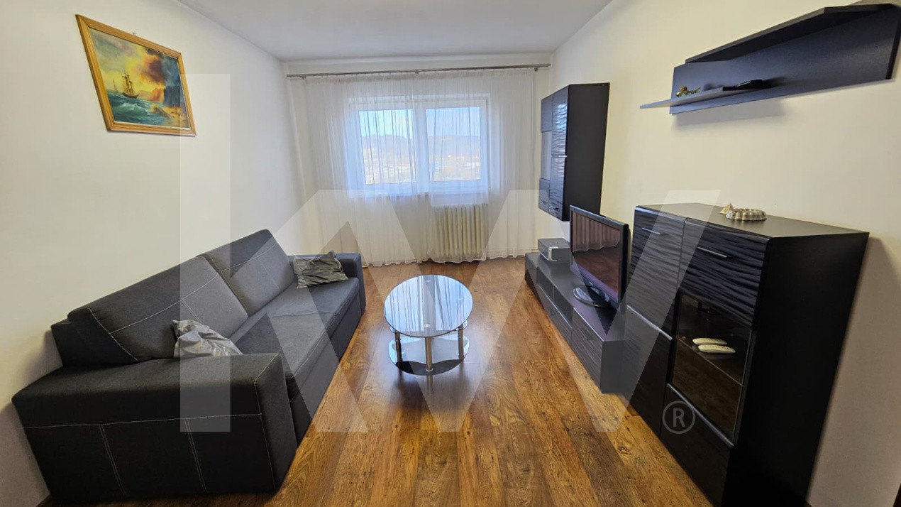 Apartament 3 camere de inchiriat – Vasile Aaron, zona Magazinul Barza