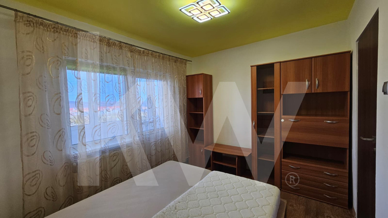 Apartament 3 camere de inchiriat – Vasile Aaron, zona Magazinul Barza