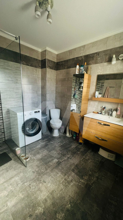 Casă spațioasă, 160 mp, complet utilată și mobilată, preț excelent 