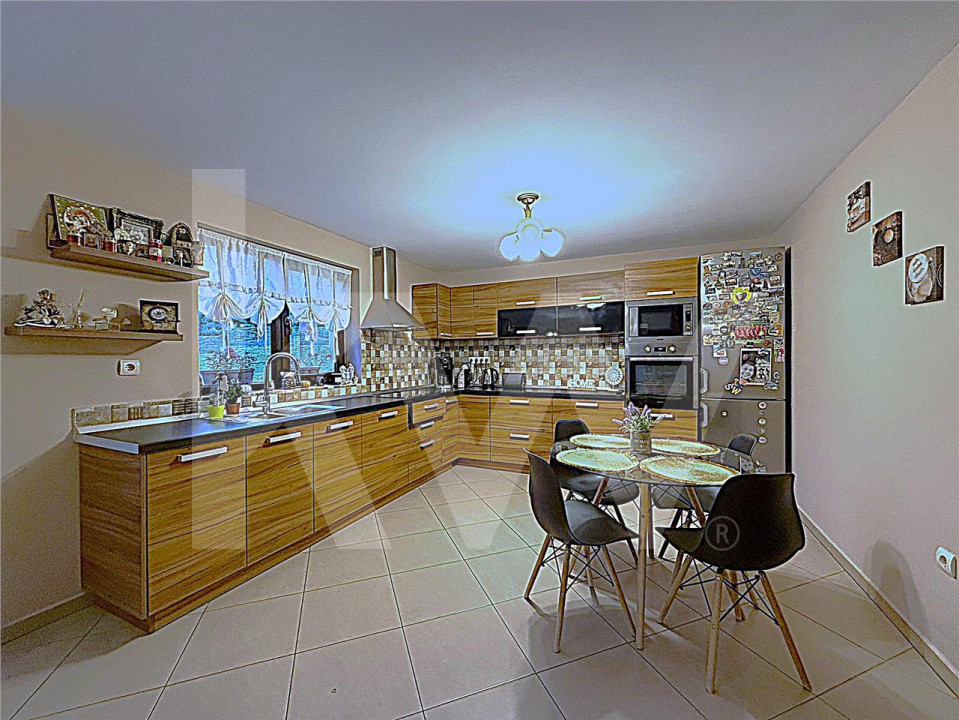 Vilă spațioasă cu teren și vedere panoramică – Tocile, Sibiu