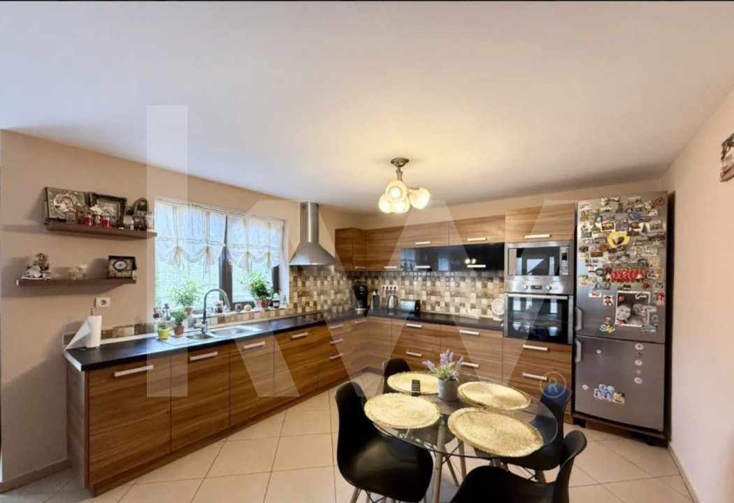 Vilă spațioasă cu teren și vedere panoramică – Tocile, Sibiu