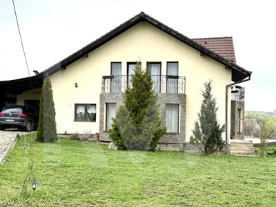 Vilă spațioasă cu teren și vedere panoramică – Tocile, Sibiu
