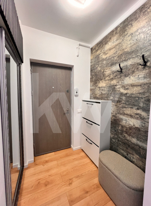 Apart. 3 cam. coplet mobilat, două băi, balcon, lift, parcare-Kaufland Hipodrom