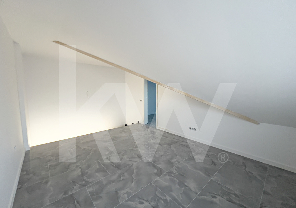 Casă întabulată, 5 cam, 119 mp utili, curte 70 mp – finisată la cheie