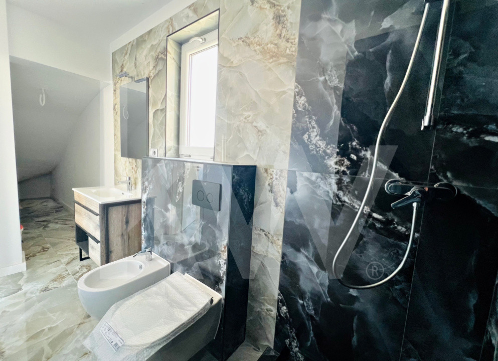 Casă întabulată, 5 cam, 119 mp utili, curte 70 mp, finisată la cheie. DaVinci SB