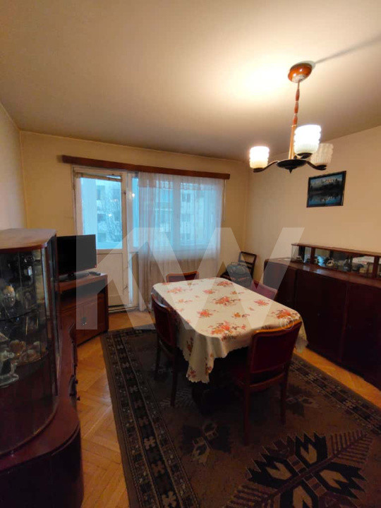 APARTAMENT DE INCHIRIAT RAHOVEI