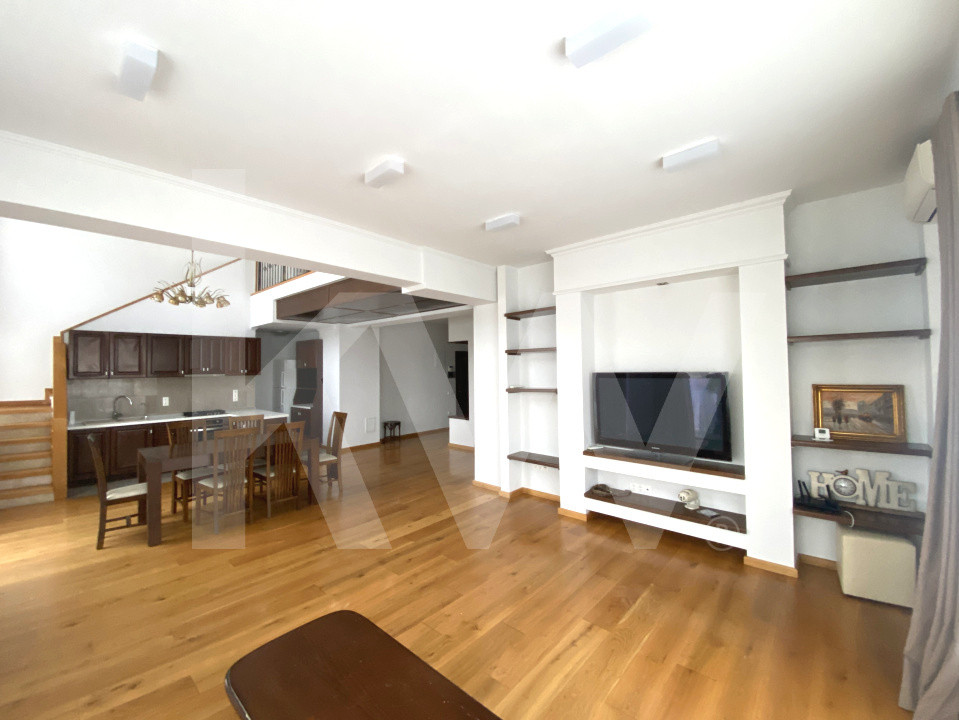 Penthouse 4 camere 166mpu terasa 50mp Cedonia priveliste Munti - Oras