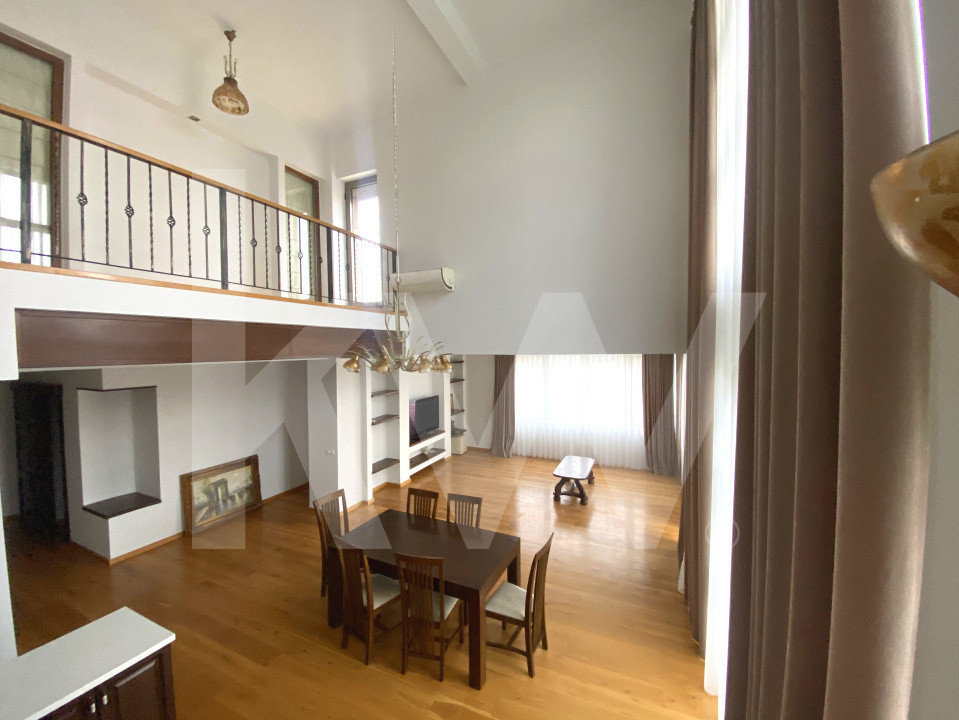 Penthouse 4 camere 166mpu terasa 50mp Cedonia priveliste Munti - Oras