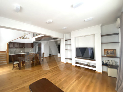 Penthouse 4 camere 166mpu terasa 50mp Cedonia priveliste Munti - Oras