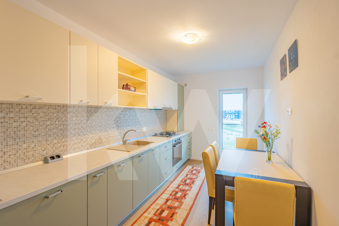 Apartament 2camere mobilat, balcon 10 mp, vedere Cindrel, parcare, Doamna Stanca