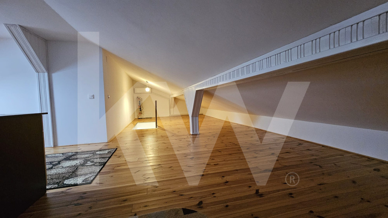 Apartament cu 2 camere + mansarda locuibila, la vila, Selimbar