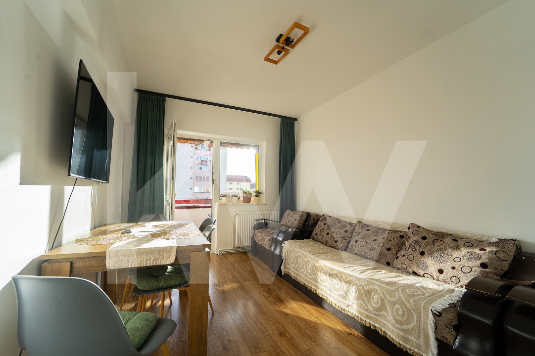 Apartament decomandat cu 3 camere – confort, spațiu și priveliște superbă