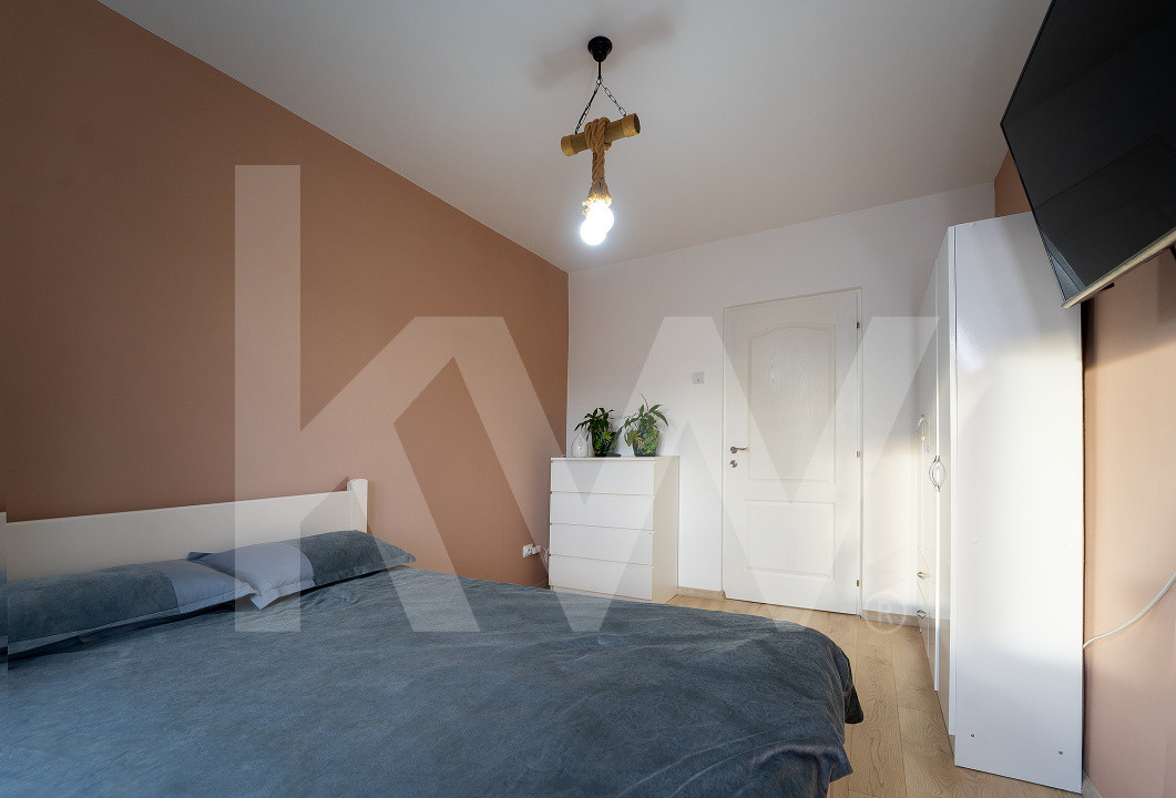 Apartament decomandat cu 3 camere – confort, spațiu și priveliște superbă