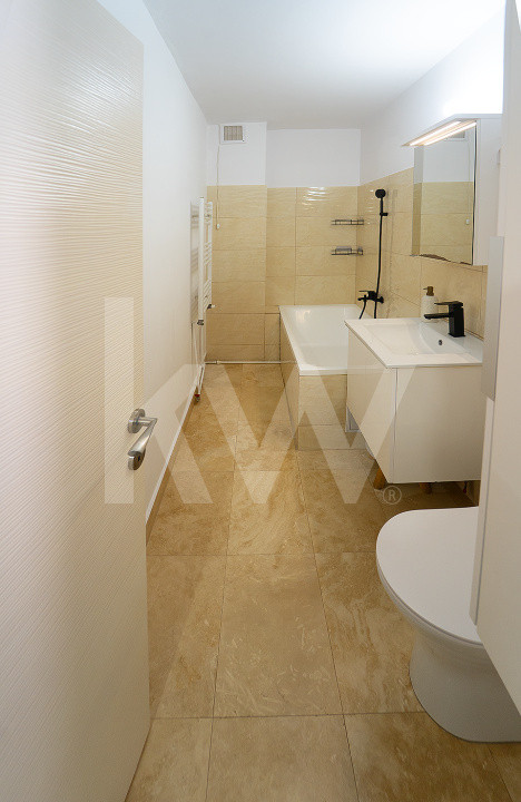 Apartament decomandat cu 3 camere – confort, spațiu și priveliște superbă