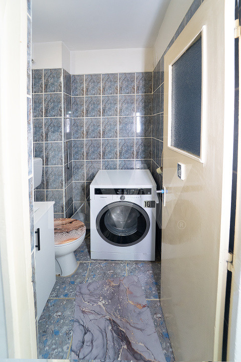 Apartament decomandat cu 3 camere – confort, spațiu și priveliște superbă