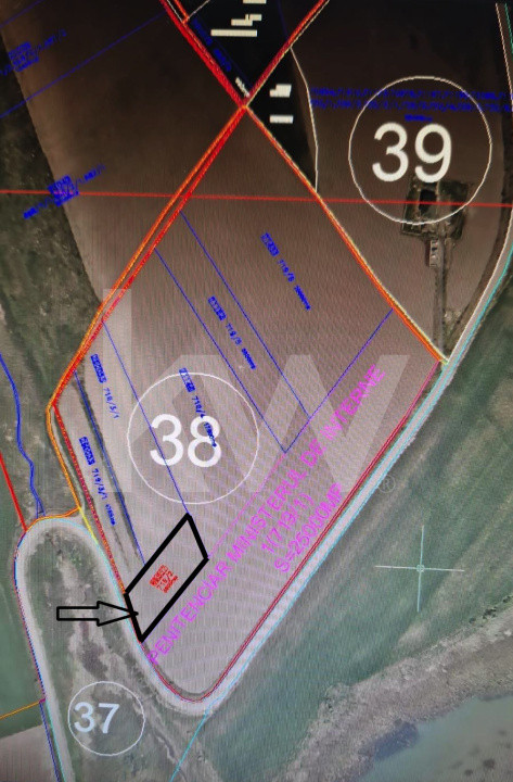 Teren intravilan – Valea Lungă, 3.600 mp • Vedere panoramică spre Lacul Chirița