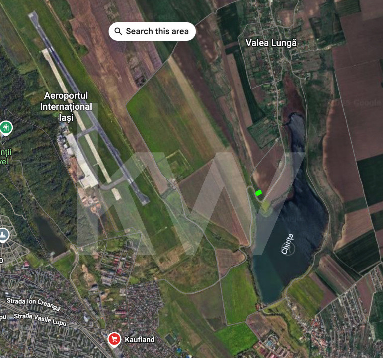 Teren intravilan – Valea Lungă, 3.600 mp • Vedere panoramică spre Lacul Chirița