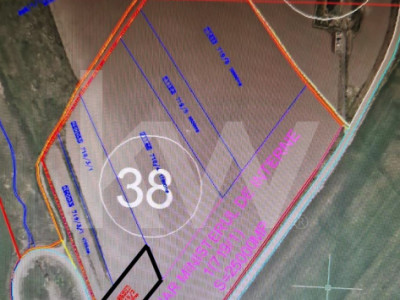 Teren intravilan – Valea Lungă, 3.600 mp • Vedere panoramică spre Lacul Chirița