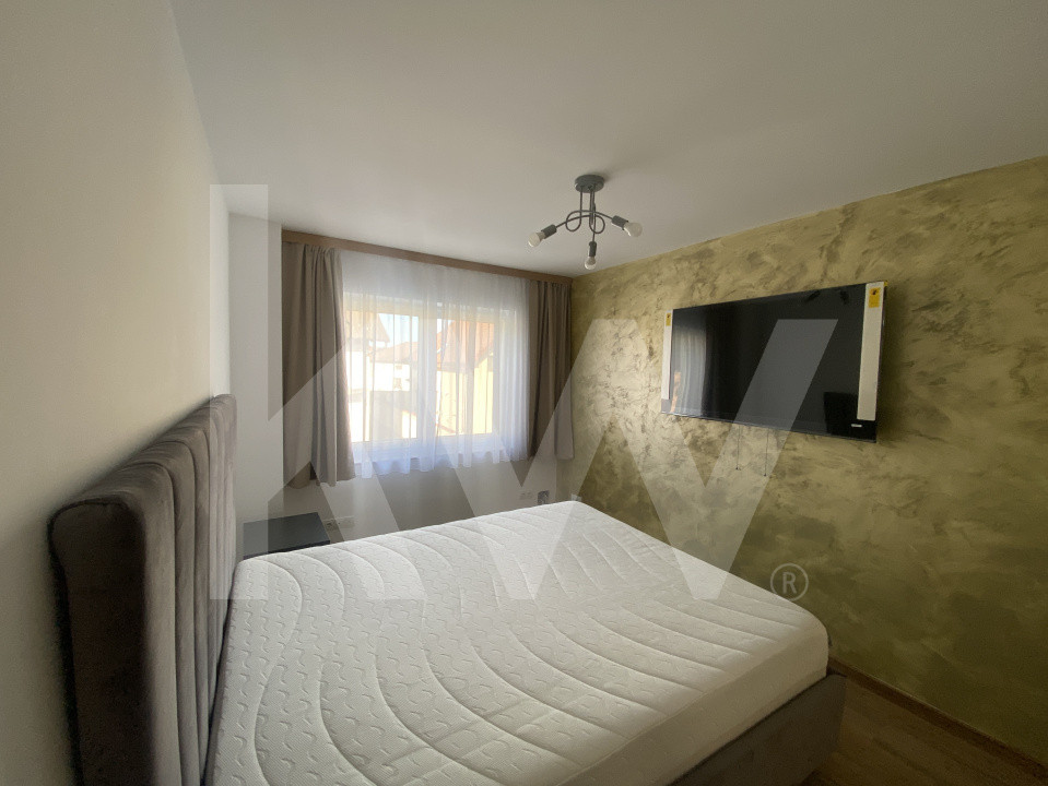 Apartament tip duplex 3 camere 2 bai teren 230mp in Tineretului Sibiu