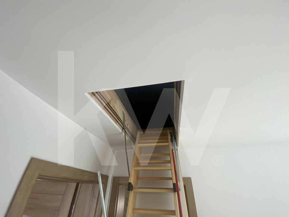 Apartament tip duplex 3 camere 2 bai teren 230mp in Tineretului Sibiu