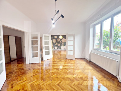 Casă de închiriat – Strada Moldovei, Cartierul Ștrand, Sibiu