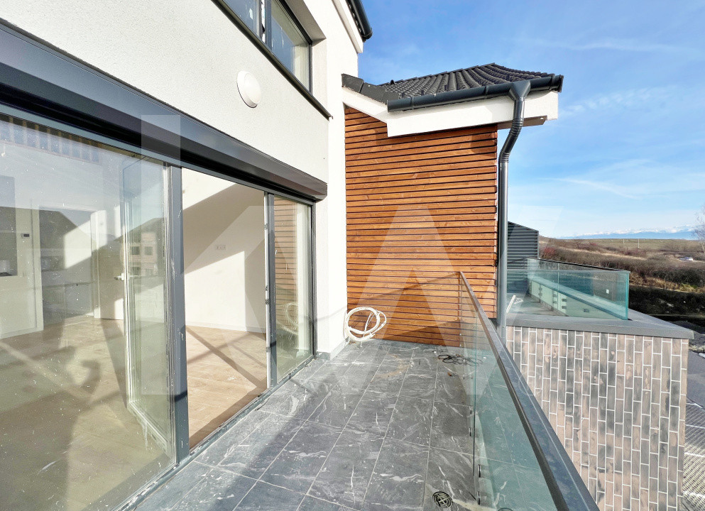 Apart. 3 Cam. 91 mp - Perfect pentru familii tinere . Întăbulat/ Cristian-SB