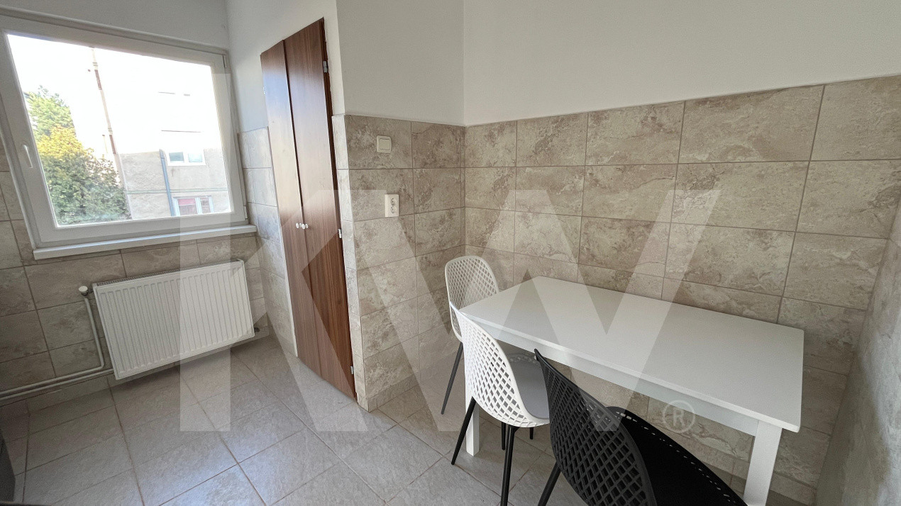 Apartament decomandat, 2 camere, decomandat zona Calea Dumbravii