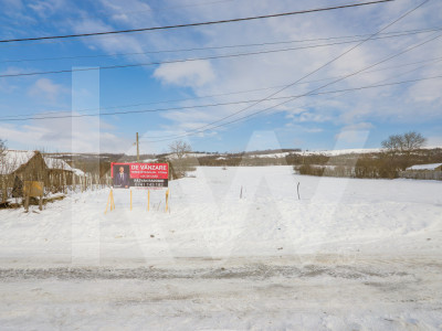 Teren intravilan, loc de casa 1152mp, utiltati, acces 2 drumuri, jud. Sibiu