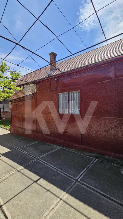 Casa cu poveste si potential – locul perfect pentru un nou inceput in Seica Mare