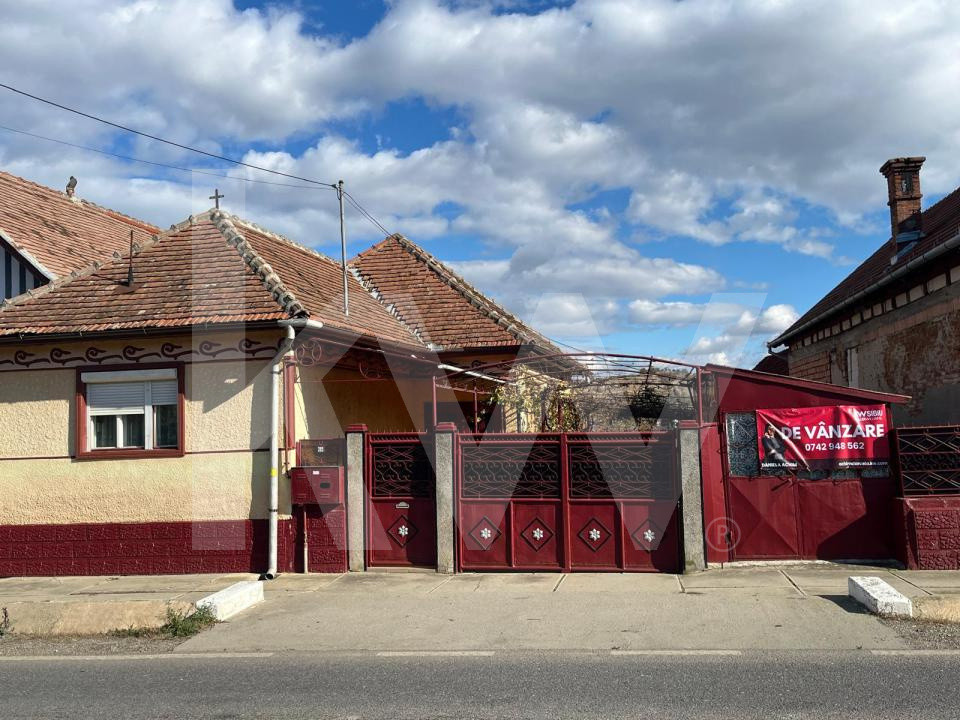 Casa cu poveste si potential – locul perfect pentru un nou inceput in Seica Mare