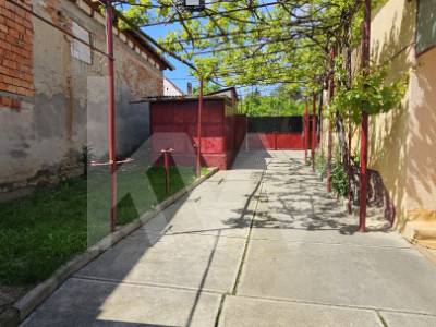 Casa cu poveste si potential – locul perfect pentru un nou inceput in Seica Mare