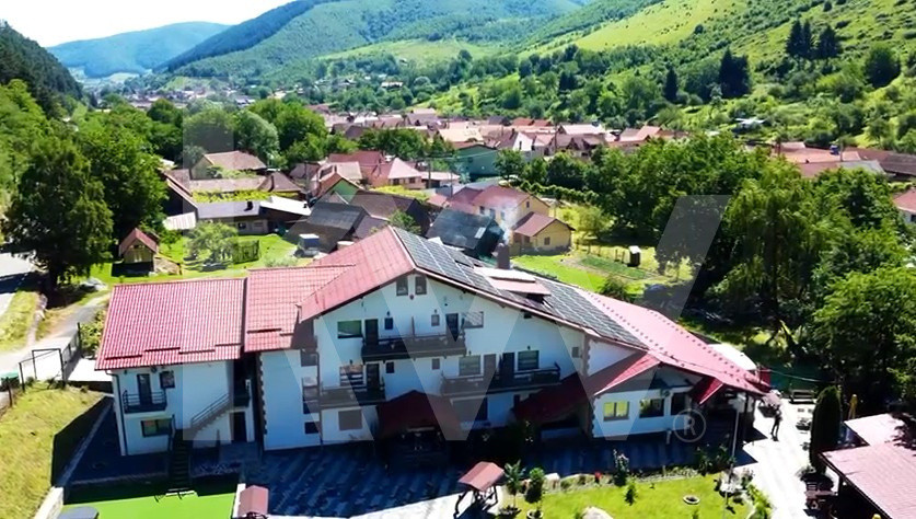 Lacul de Argint, pensiune 14 camere cu restaurant și lac în zonă premium!